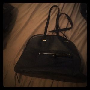 A black purse.